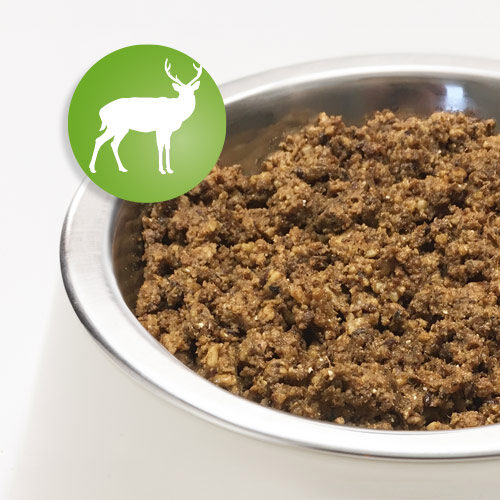 AktivDog – Das natürliche Schweizer Hundefutter in der Sorte “Rotwild mit Buchweizen”