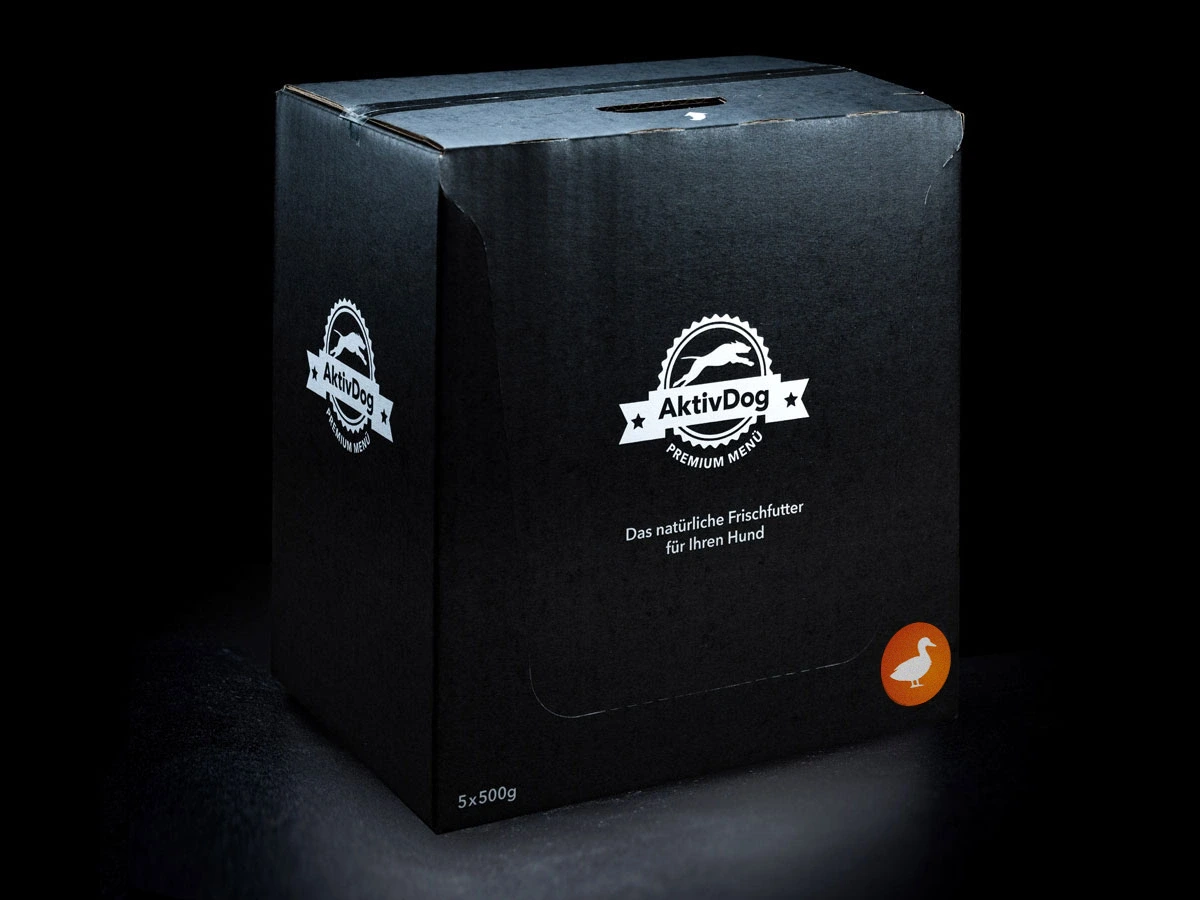 Verpackung von AktivDog Hundefutter Ente mit Schweizer Entenfleisch